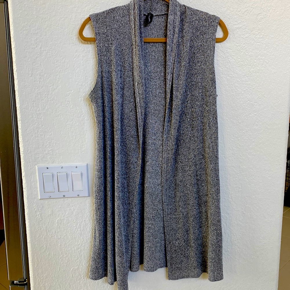 One size Gray Shawl.